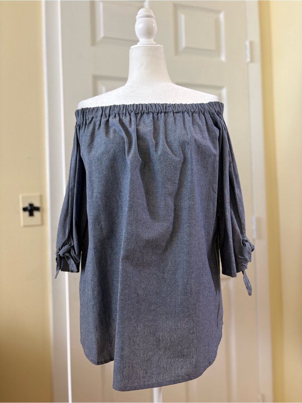 Pascline Paris Off-Shoulder Gray Women's Dress Relaxed Sleeve Tie Detail